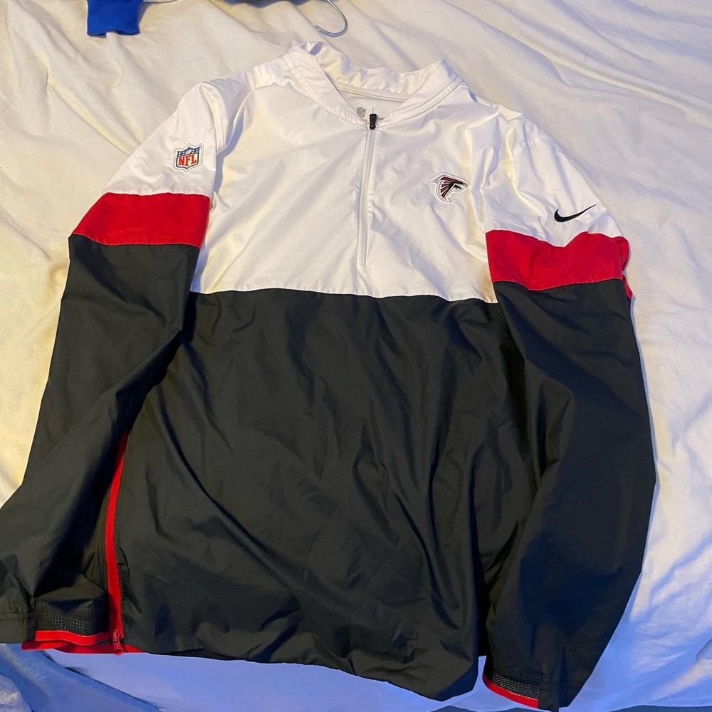 Flacons Nike Windbreaker, Color Black, Red, White, Size Medium, Brand NFL